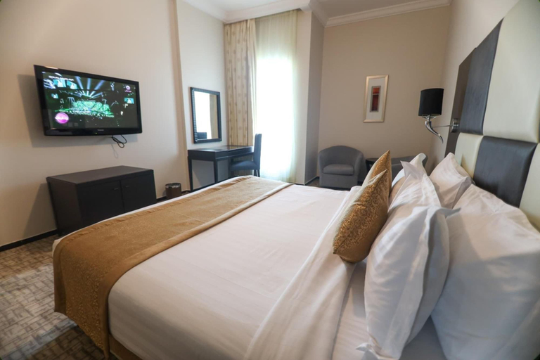 Bedroom 5, Platinum Park Serviced Apartments, Taif