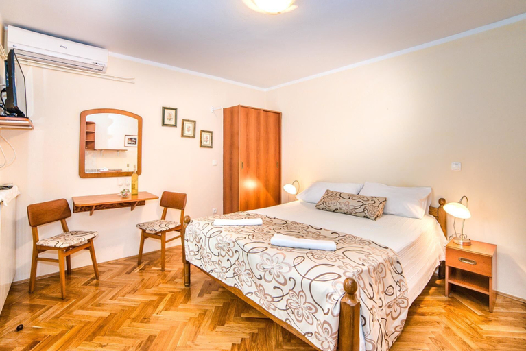 Bedroom 3, Apartments Paliaga, Rovinj