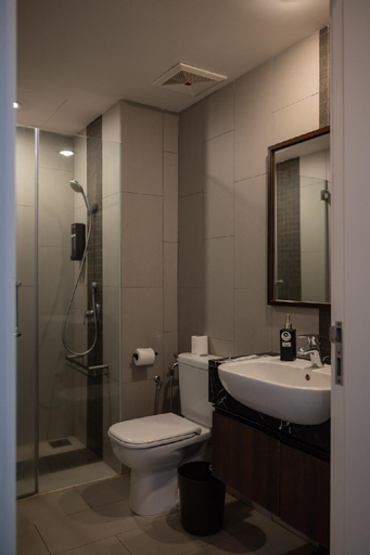Deluxe Seaview Suite Twin Bed by The Only Bnb, Penang Island