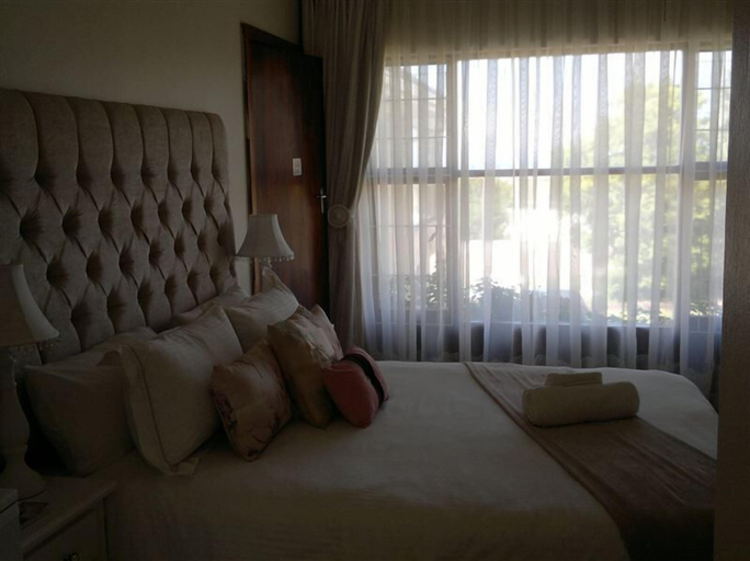 Bedroom 2, Sunnyridge Lodge, Buffalo City