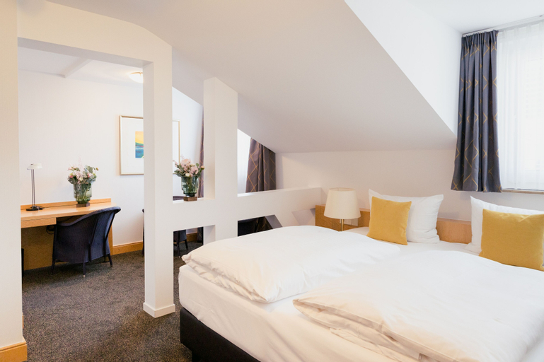 Bedroom 12