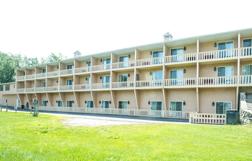 Exterior & Views 2, Hampton Falls Inn, Rockingham