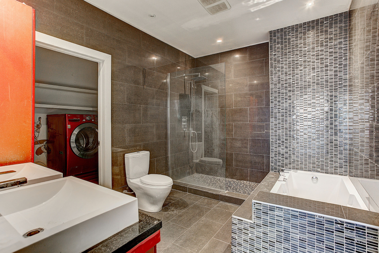 Bathroom 3, The Loft House - Quartier des Spectacles, Montréal