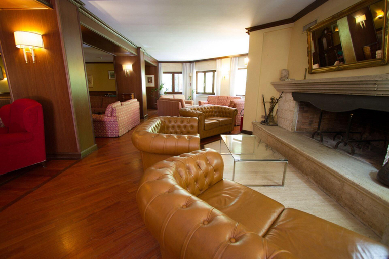Public Area 3, Hotel Corona, L'Aquila