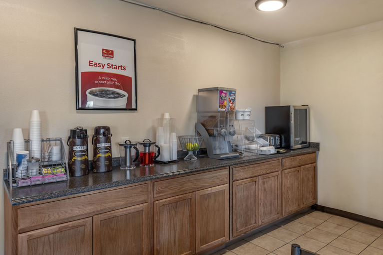 Food & Drinks, Econo Lodge La Junta, Otero