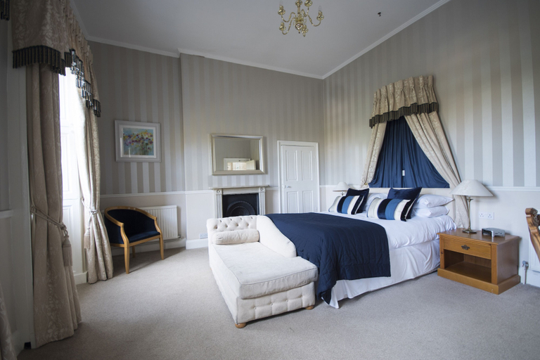 Bedroom 2, The Mill House, Wokingham