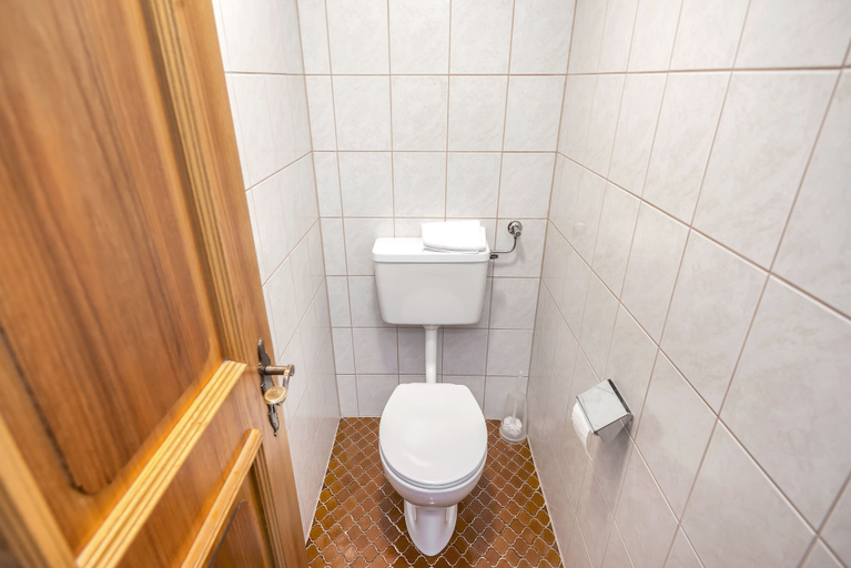 Bathroom 3, Heart Hotel Talhoff Nigg, Landeck