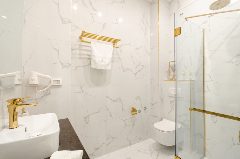 Bathroom 5, Villa Brandestini, Pula