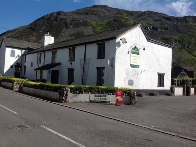 Exterior & Views 2, The New Inn Hotel, Powys