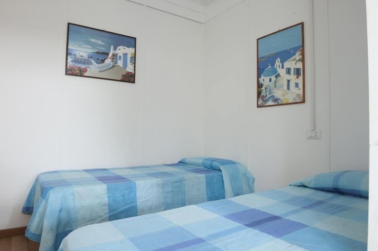 Bedroom 3, New Camping Le Tamerici, Livorno