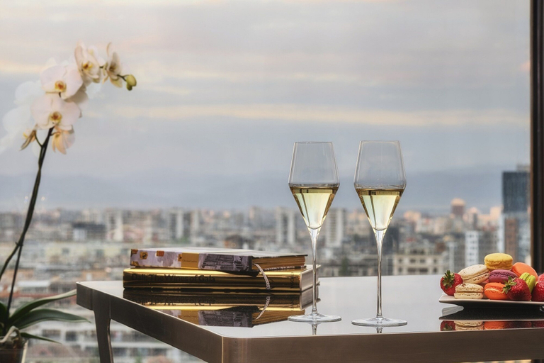 Food & Drinks 5, Hotel Emirates, Stolichna