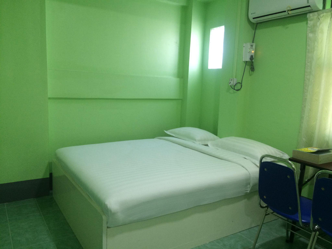 Others 5, Nay Chi Lin Hotel, Bassein