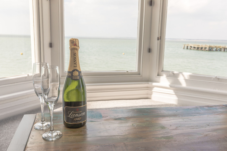 Food & Drinks 4, Pier View Apartment at Beach House, Isle of Wight