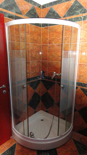 Bathroom 3, Apartment Pucurica II