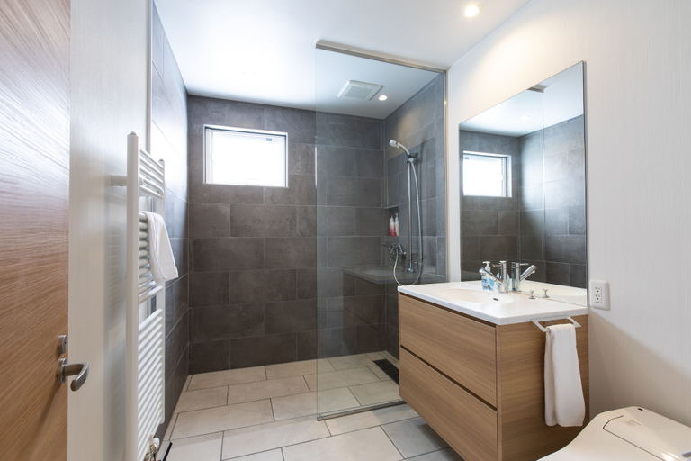 Bathroom 4, Hokkaidaway by H2 Life, Kutchan