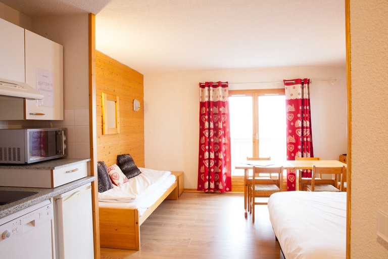 Bedroom 4, Le Floralp, Haute-Savoie