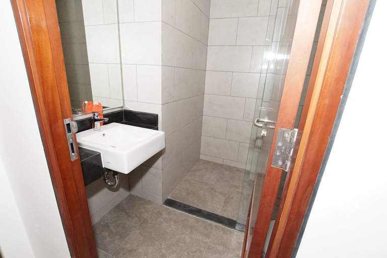 Bathroom 4, Apatel Roseville SOHO & Suite, Tangerang Selatan