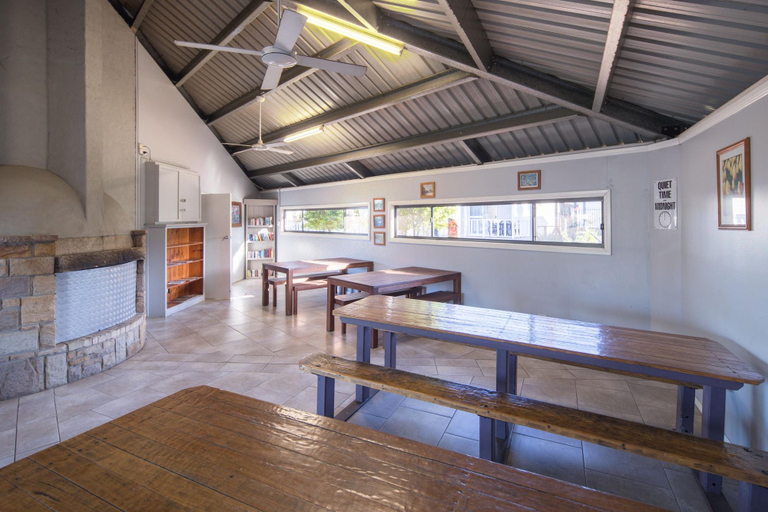 Food & Drinks 5, Ingenia Holidays Hunter Valley, Cessnock