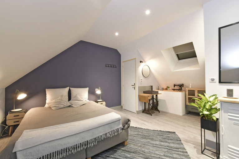 Bedroom 3, Les Nuits Pastel, Aisne