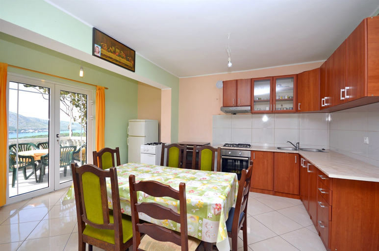 Others 5, Apartments Kata, Šibenik