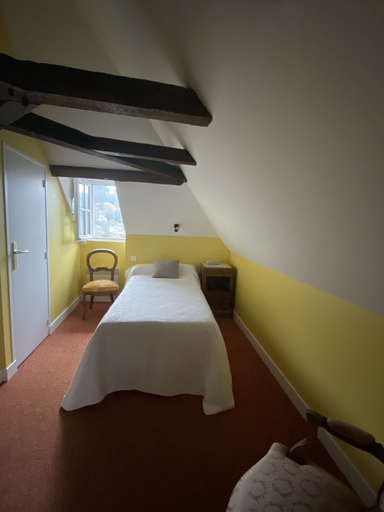 Bedroom 2, Le Saint Etienne, Corrèze