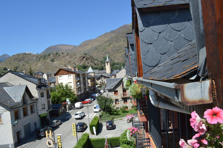Others 4, Hotel Vall d'Aneu, Lleida