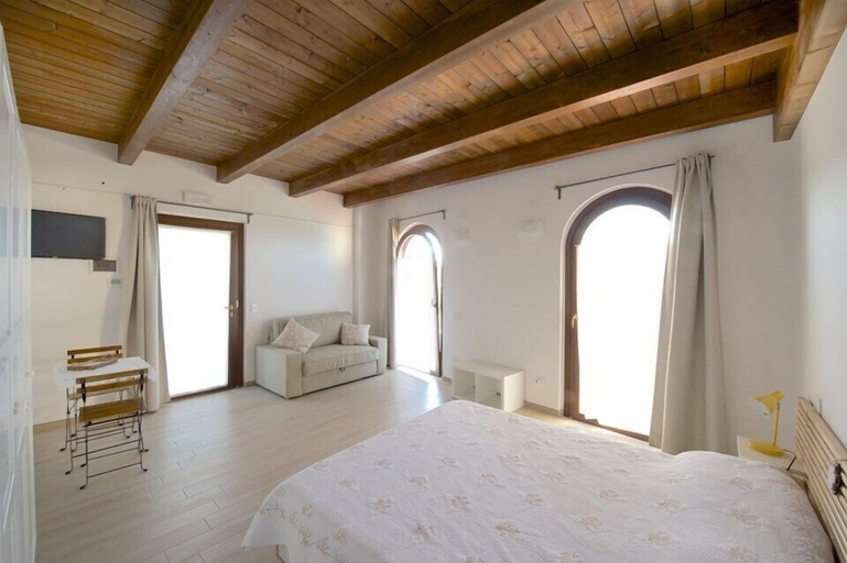 Bedroom 3, Torre della Loggia - Dimora Storica, Chieti