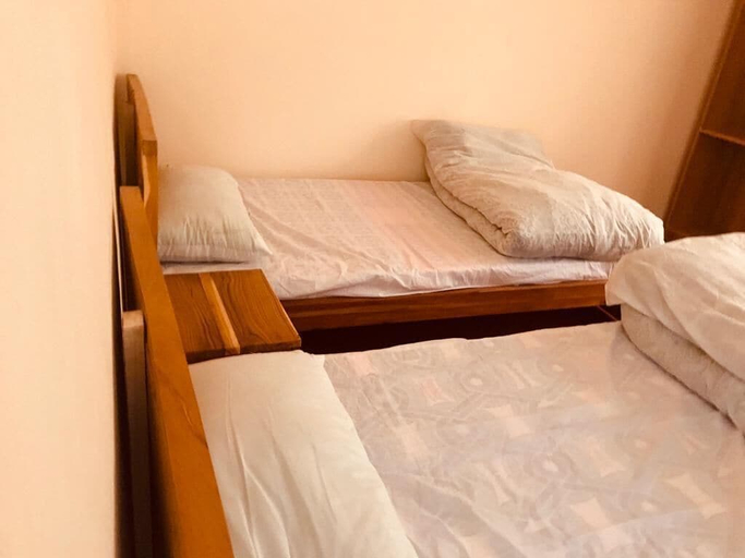 Bedroom 5, Ghasabrum Hotel, Northern Areas
