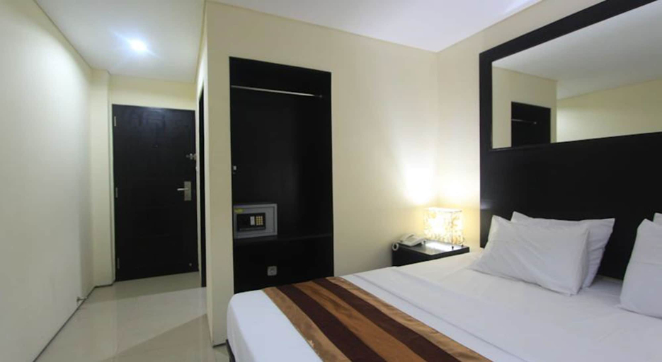 Bedroom 3, Kuta Airport Insta Hotel, Badung