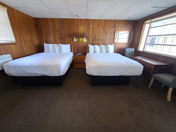Bedroom 12