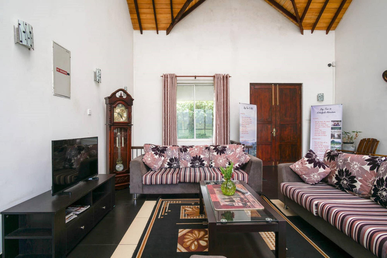 Public Area 2, Lake View Comfort Bungalow, Nuwara Eliya