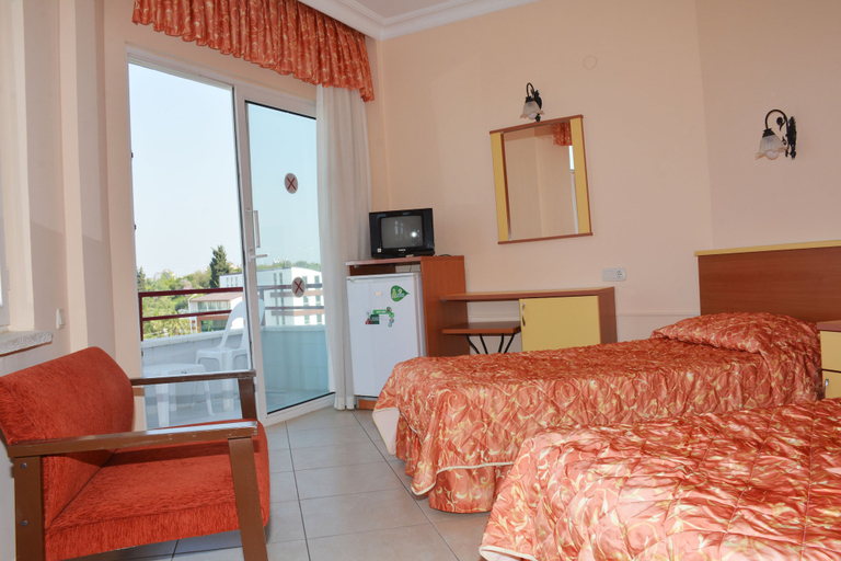 Bedroom 2, Side Kervan Hotel, Manavgat