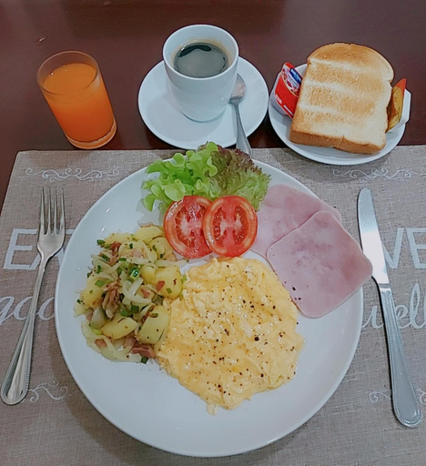Food & Drinks 4, Naithon Beach Mansion, Phuket Island