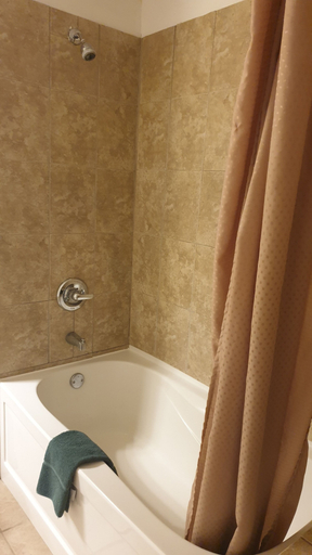 Bathroom 4, Coronation Motel, Division No. 7