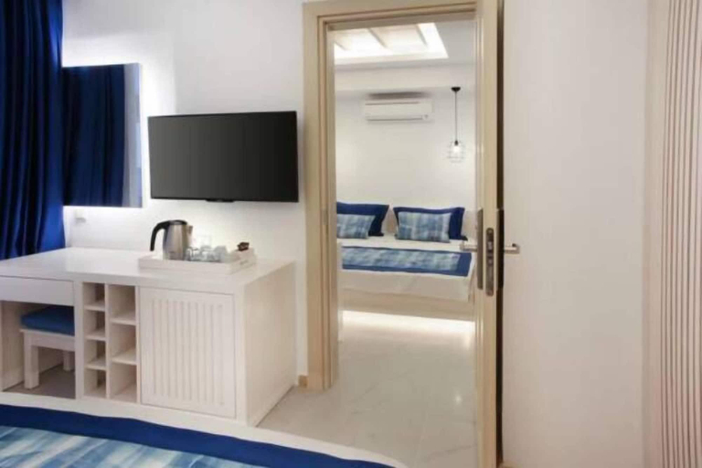 Bedroom 4, Nur Beach Hotel, Kaş