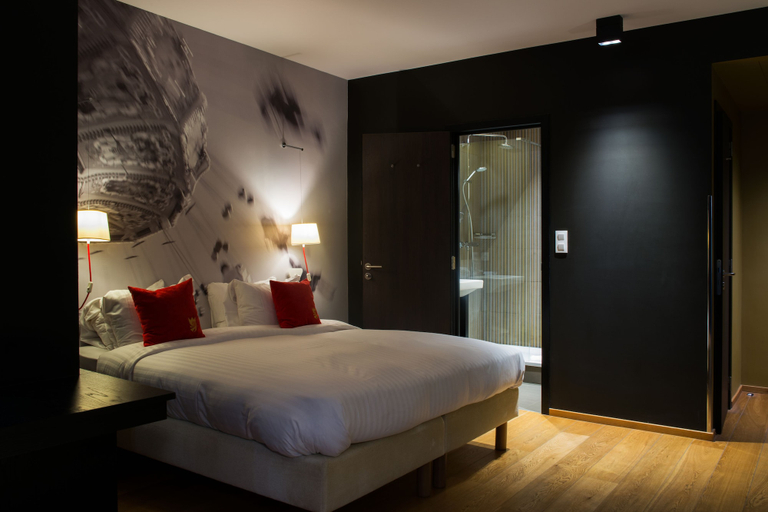 Bedroom 5, The Royal Snail, Namur