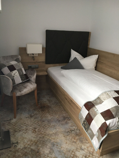 Bedroom 3, Das Kleine Hotel Weimar, Weimar