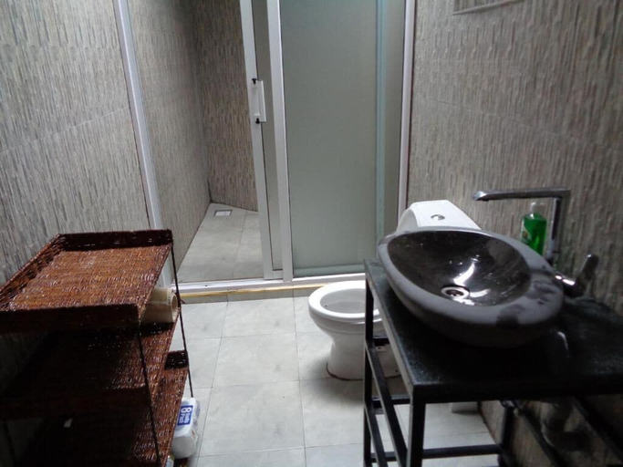 Bathroom, Mt. Kenya Riverside Retreat, Manyatta