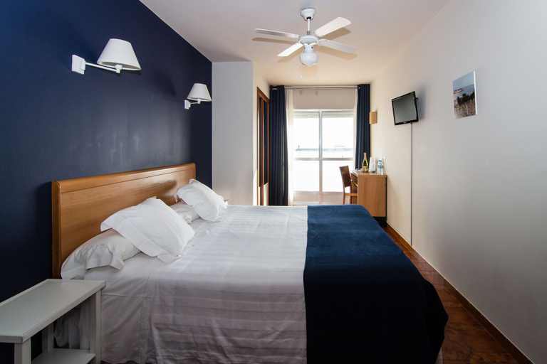 Bedroom 3, Hotel O Son Do Mar, Pontevedra