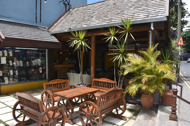Food & Drinks, Ocean Lake Tourist Residence