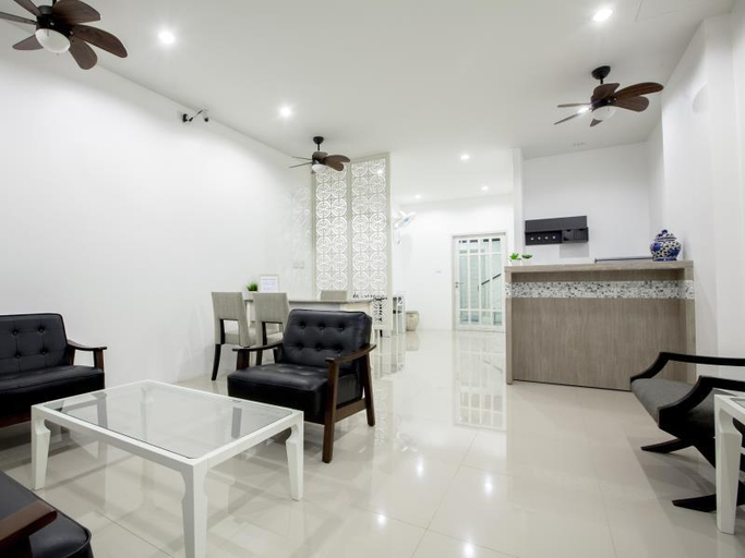 Public Area 2, Number 4 Apartment, Phuket Island