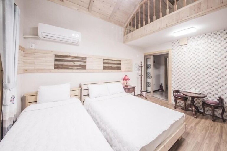 Bedroom 2, Red Windmill Pension, Jeju