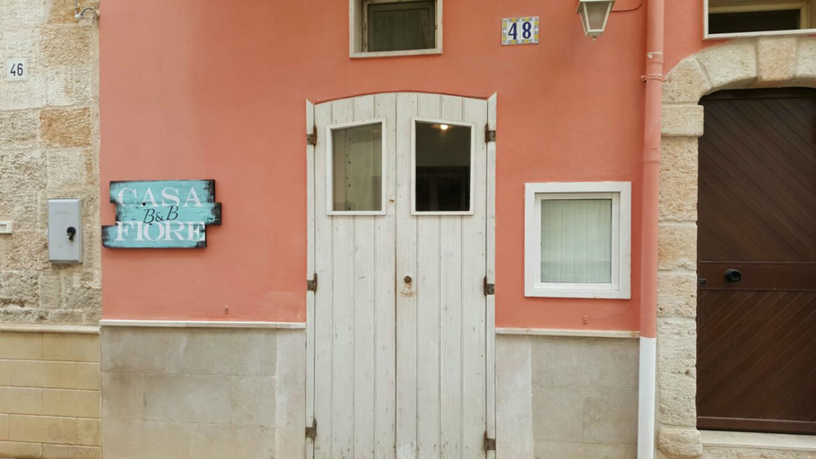 Exterior & Views 2, B&B Casa Fiore, Bari