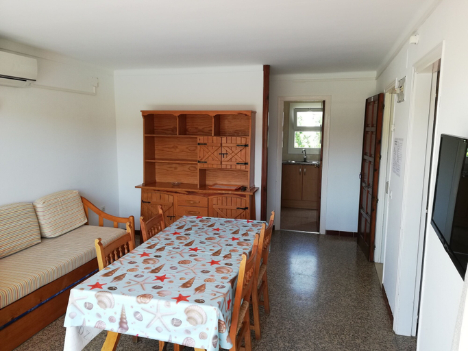 Bedroom 4, Payet Apartments 2-4 Personas, Girona