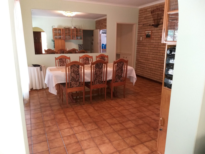 Food & Drinks 4, Dj'S B&B, City of Cape Town