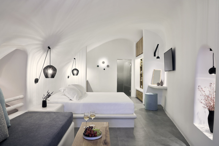 Bedroom 4, Alisaris Caves, South Aegean