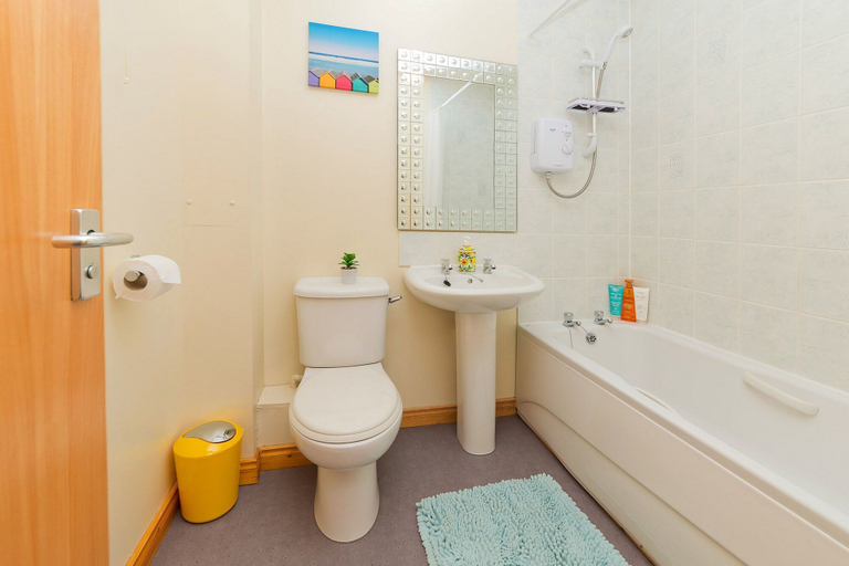 Bathroom 3, Prime Location Aberdeen, Aberdeen