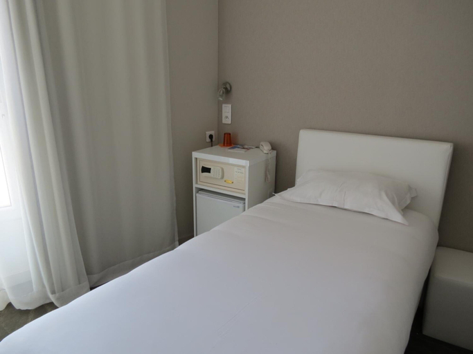Bedroom 4, Hotel Ligure, Alpes-Maritimes