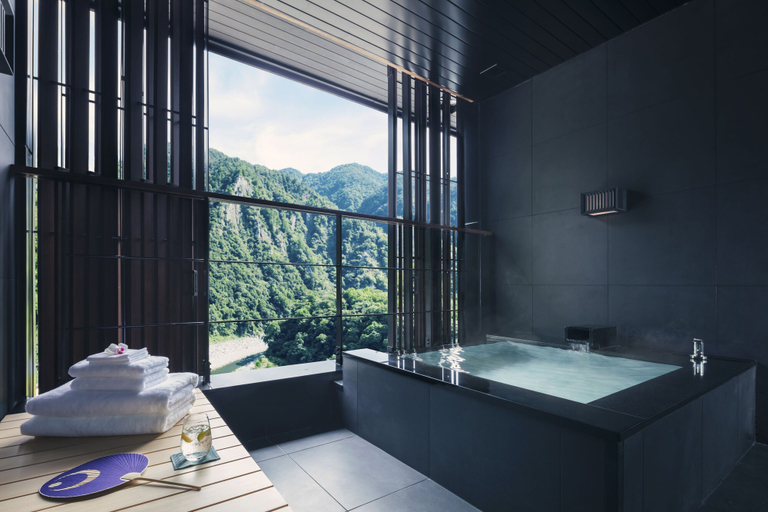 Bathroom 5, HOSHINOYA Guguan, Taichung