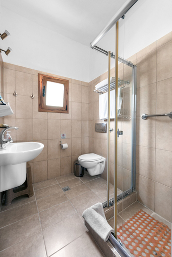 Bathroom, Cavo Grosso, Peloponnese